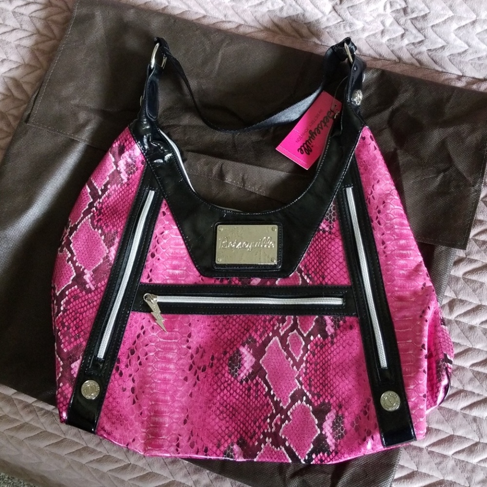 Betseyville large sling, pink snakeskin